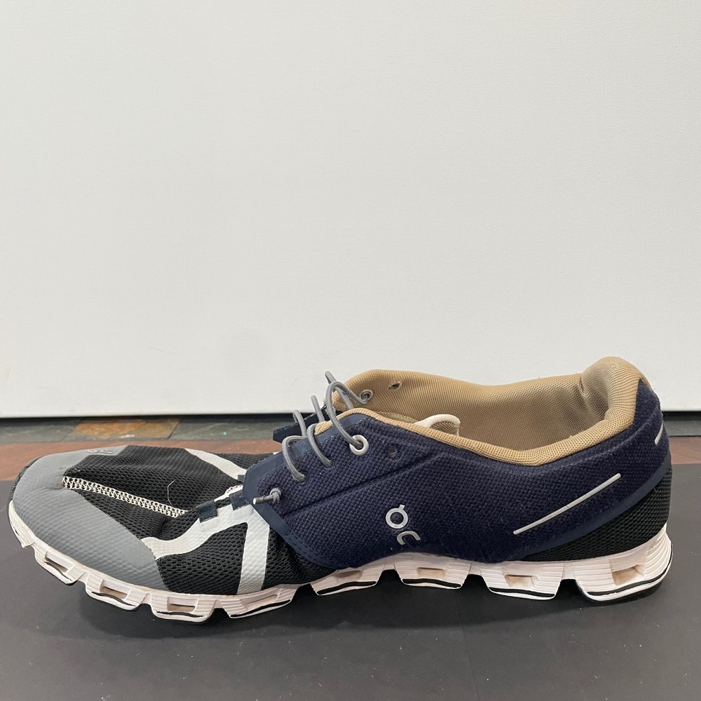 On Cloud 5 Running Shoes Mens 13 Navy Black Tan Swiss Engineering Sneakers - Picture 2 of 7